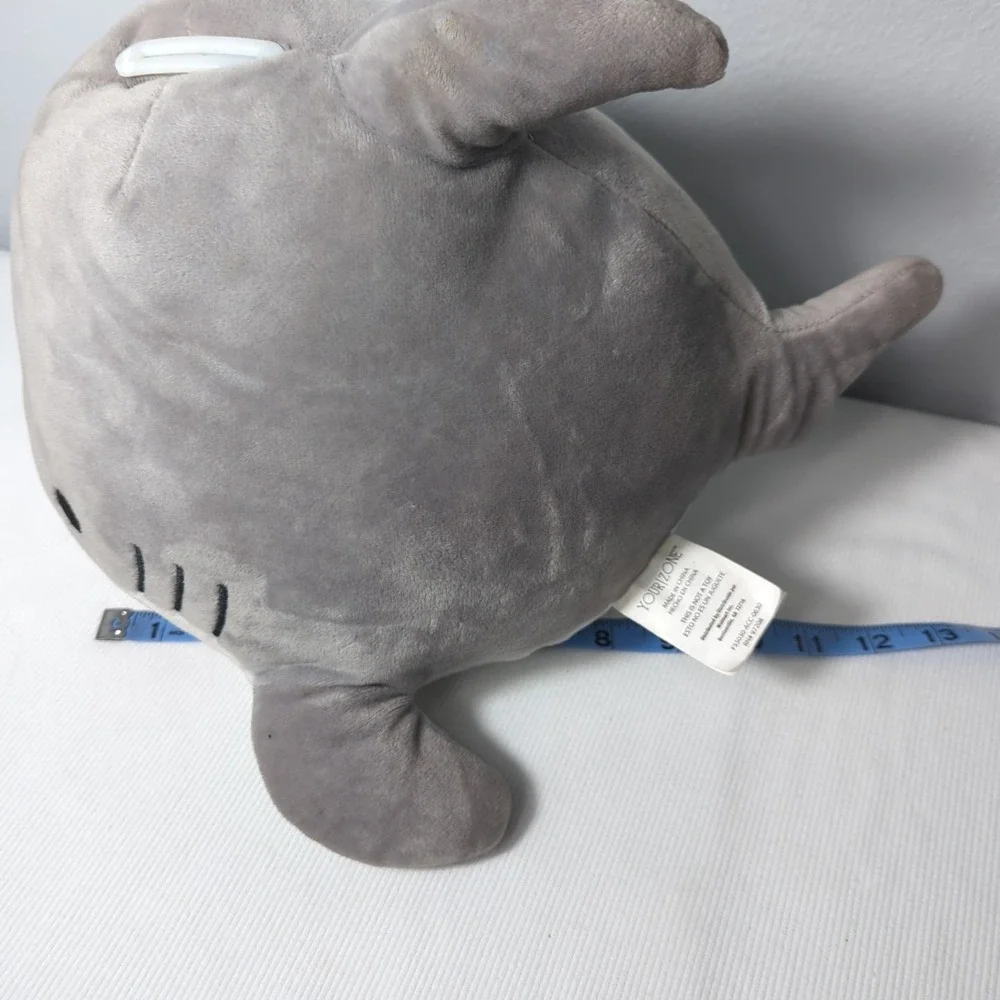 Your Zone Gray And White Plush‎ Shark Bank With Stopper Soft Great Condition